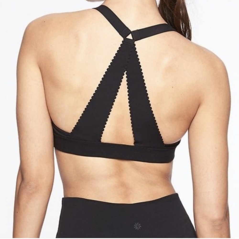 ATHLETA Chakra 7/8 Scalloped Sports Bra, Size Small